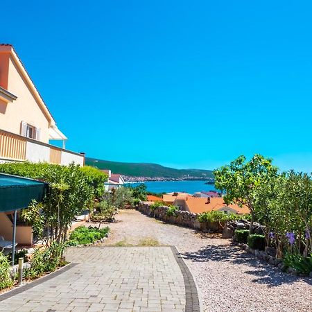 Apartments Sandra Корнич Екстер'єр фото